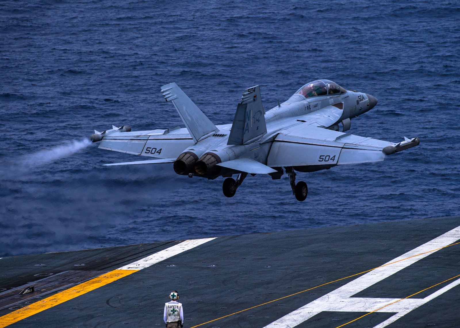 EA-18G Growler despegando